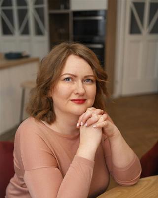 Medium Shot Woman With Delicious Food