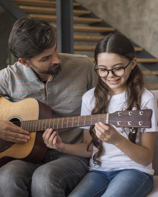 Family Lesson Guitar
