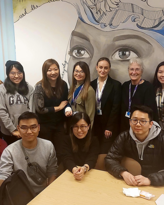 Hong Kong Delegates Visit Step by Step