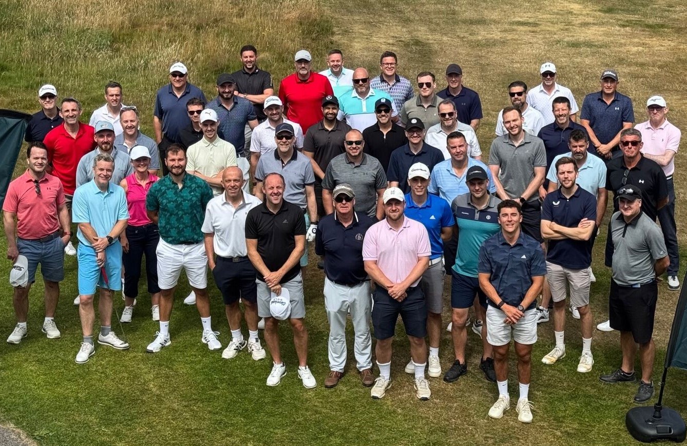 Corporate Charity Partnership Gleeson Land hold golf day